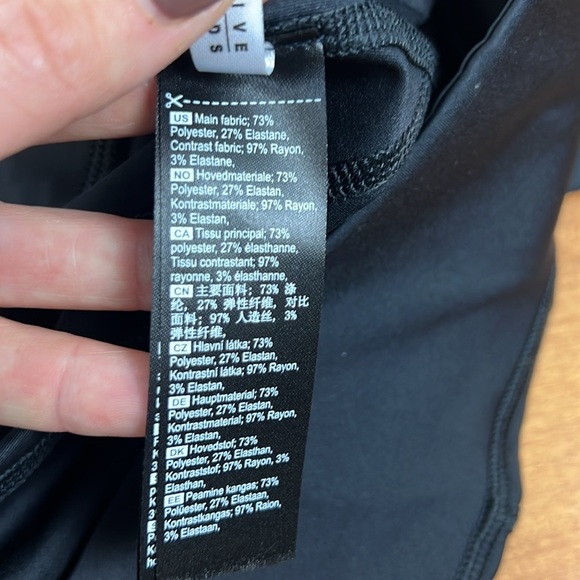 Kari traa leggings size M black and white stripes *sample* - Picture 8 of 8